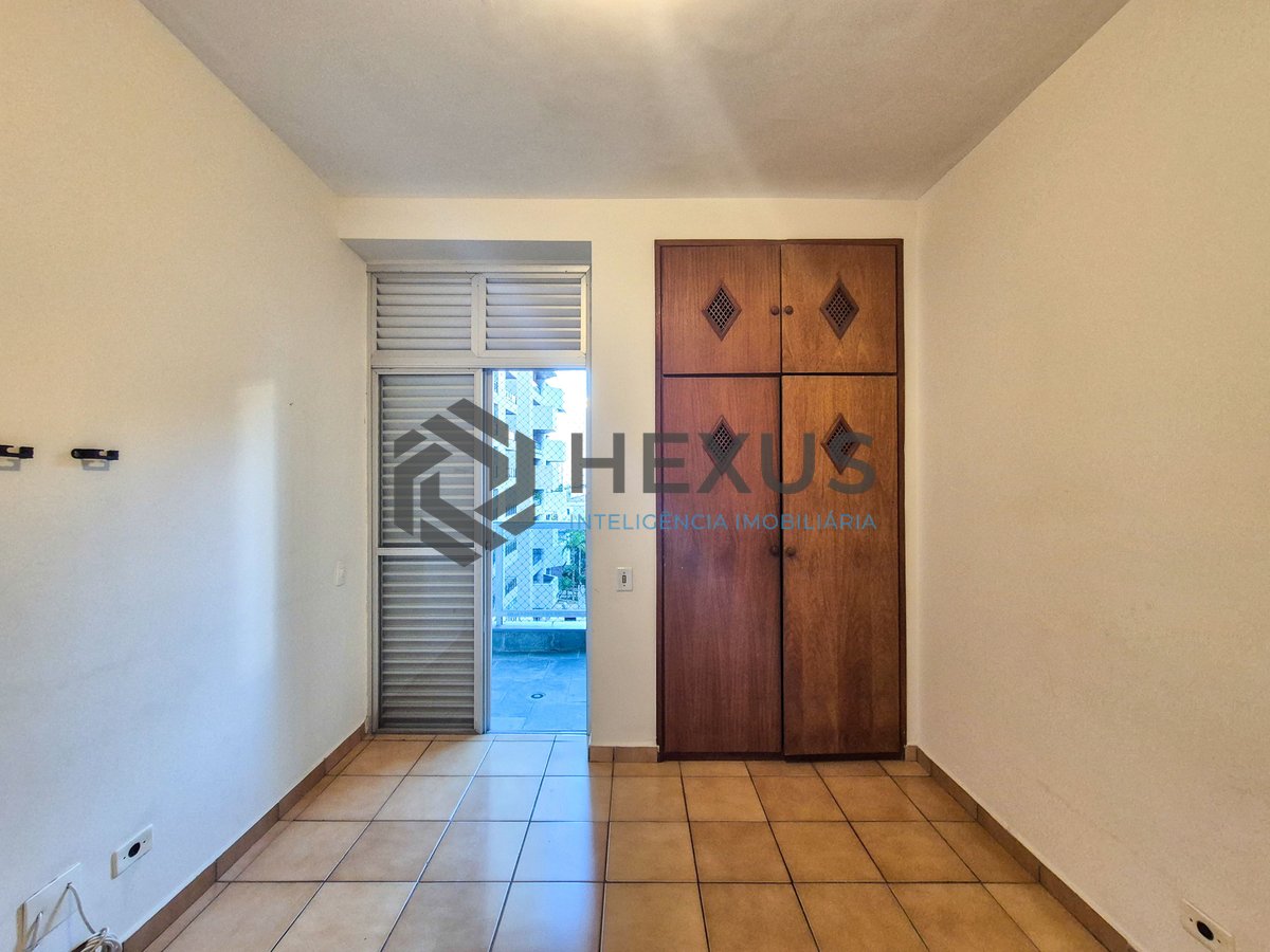Foto 15 de Apartamento com varanda e lazer nas Pitangueiras, Guarujá