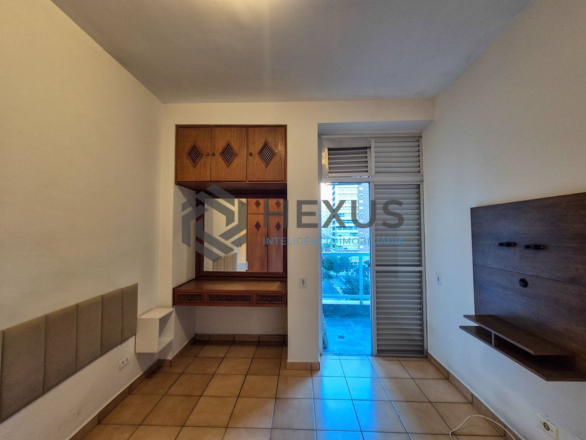 Foto 36 de Apartamento com varanda e lazer nas Pitangueiras, Guarujá