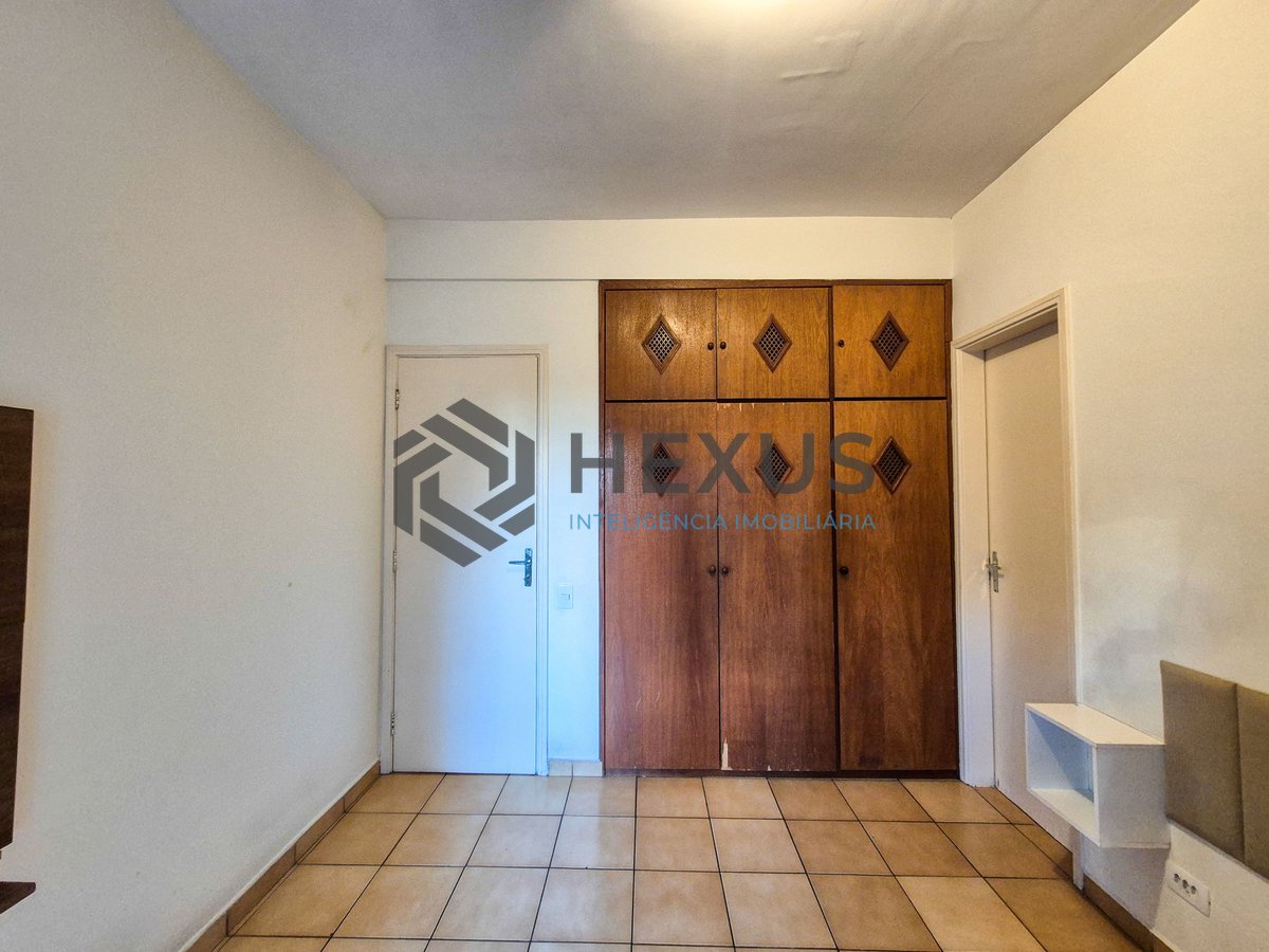 Foto 38 de Apartamento com varanda e lazer nas Pitangueiras, Guarujá