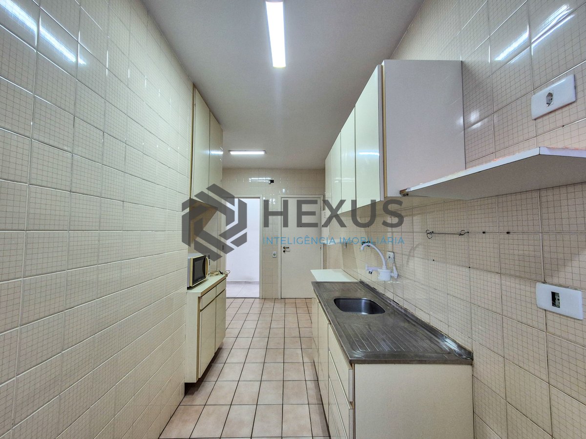 Foto 54 de Apartamento com varanda e lazer nas Pitangueiras, Guarujá