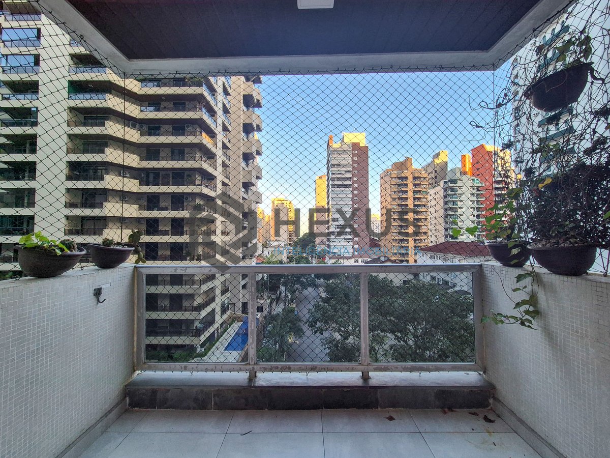 Foto 5 de Apartamento com varanda e lazer nas Pitangueiras, Guarujá