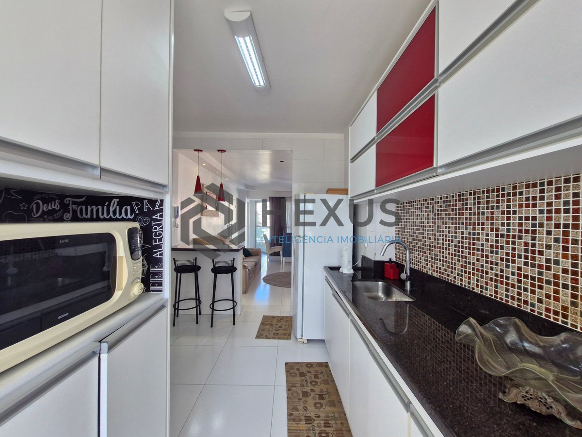 Foto 13 de Apartamento com varanda vista mar e lazer no Jardim Astúrias, Guarujá