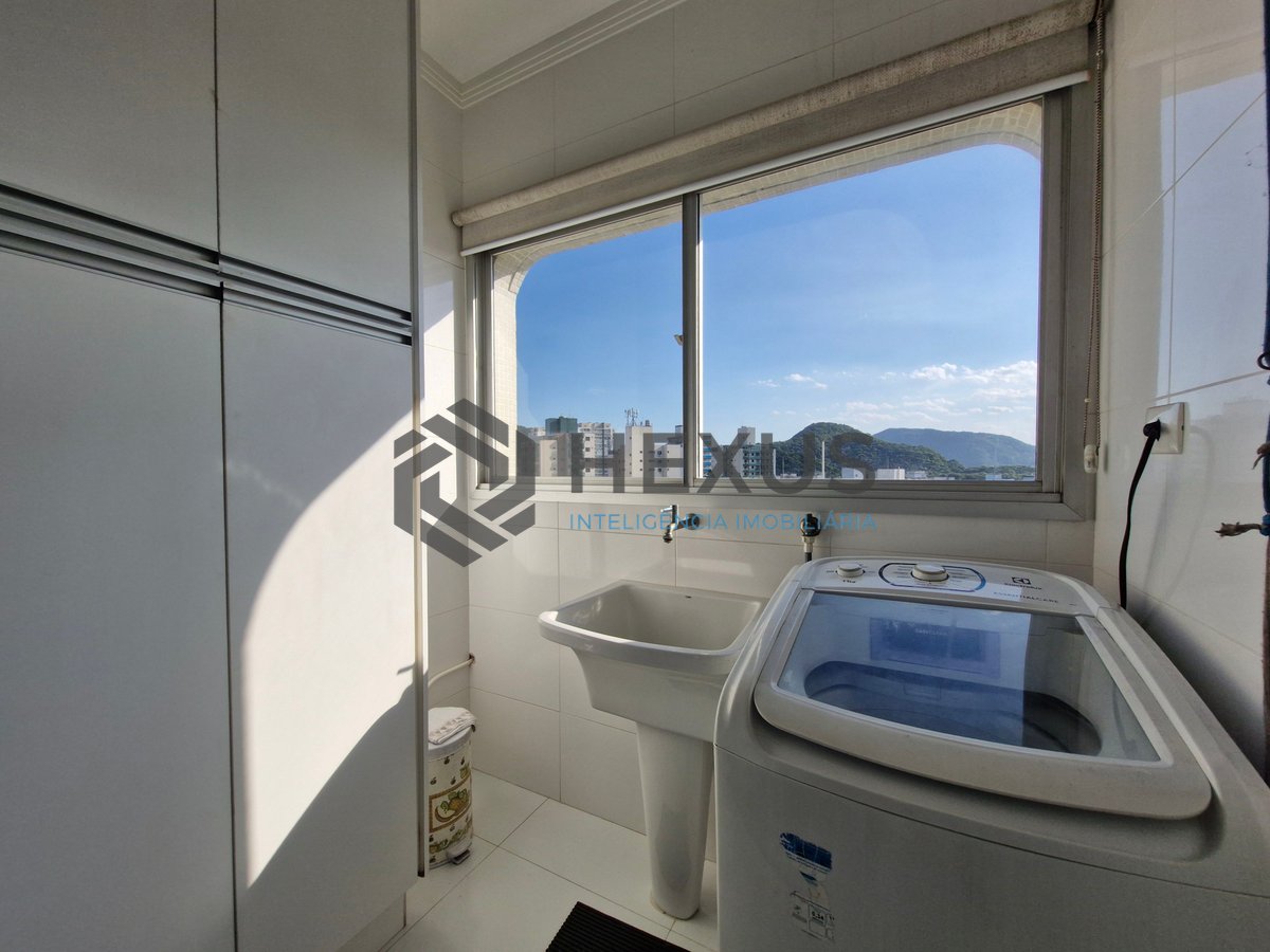 Foto 25 de Apartamento com varanda vista mar e lazer no Jardim Astúrias, Guarujá