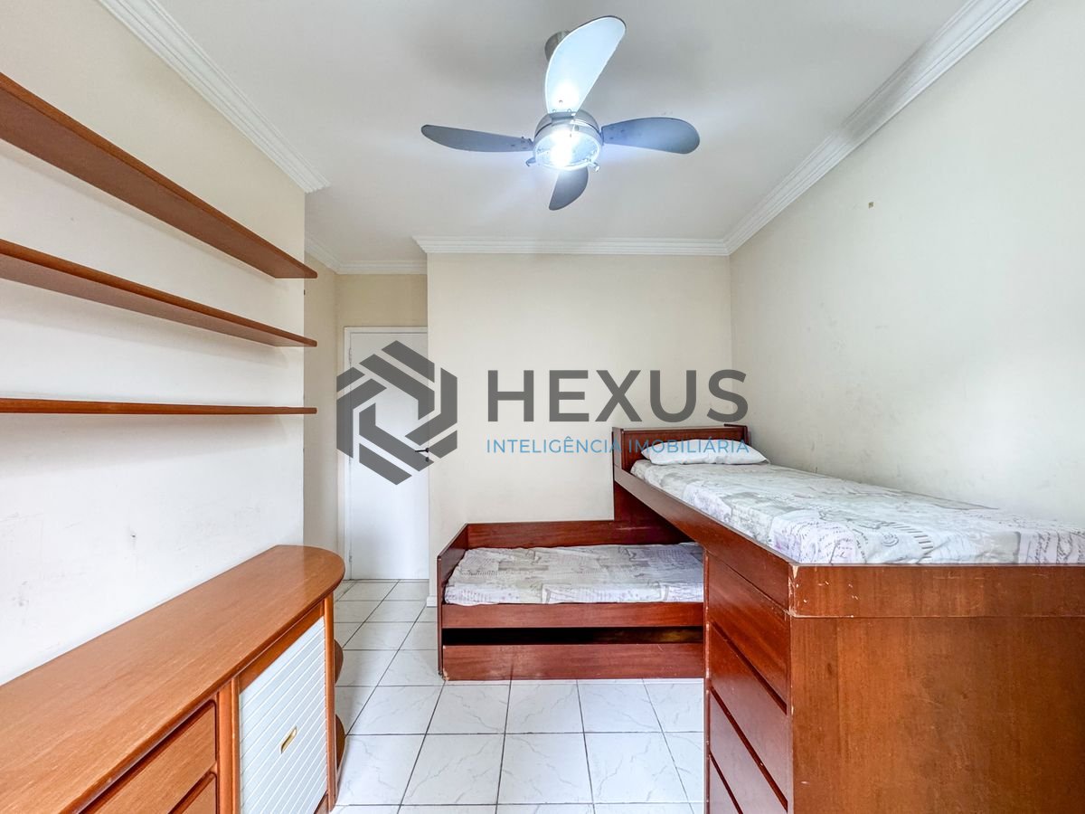 Foto 15 de Apartamento com varanda e lazer a 100m da praia nas Pitangueiras, Guarujá