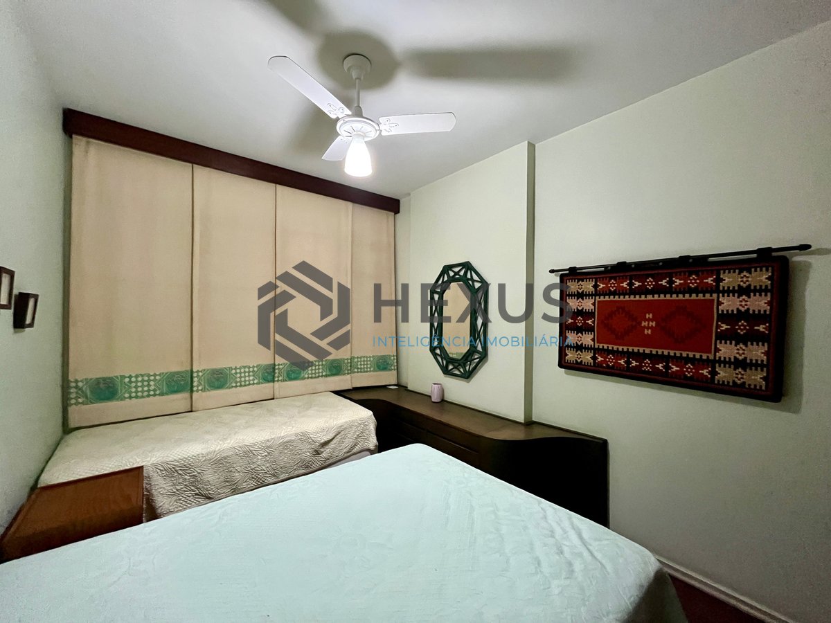 Foto 14 de Apartamento com varanda vista mar a 1 quadra da praia nas Pitangueiras, Guarujá