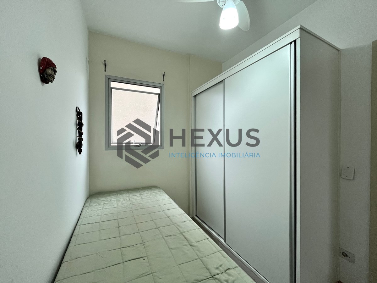 Foto 25 de Apartamento com varanda vista mar a 1 quadra da praia nas Pitangueiras, Guarujá