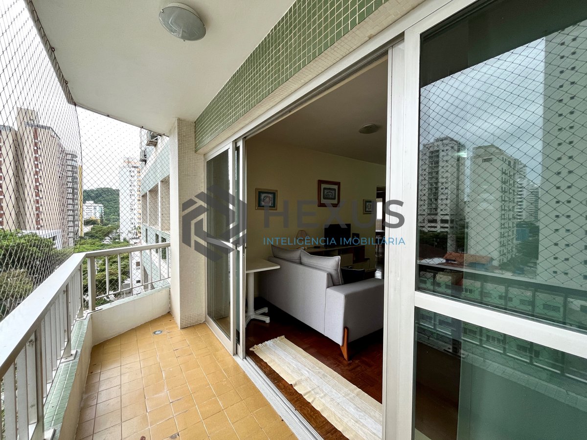 Foto 6 de Apartamento com varanda vista mar a 1 quadra da praia nas Pitangueiras, Guarujá