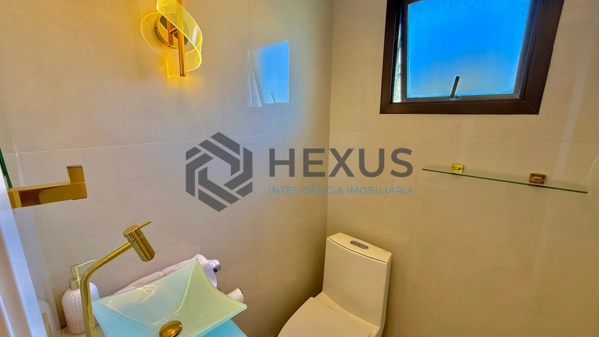 Foto 41 de Apartamento reformado com varanda e lazer a 300m da praia nas Pitangueiras, Guarujá