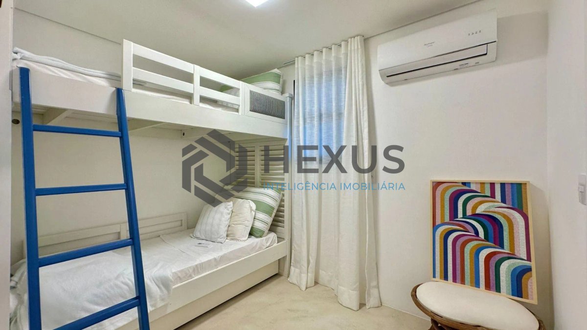 Foto 40 de Apartamento reformado com varanda vista mar e lazer na beira mar da praia na Enseada, Guarujá