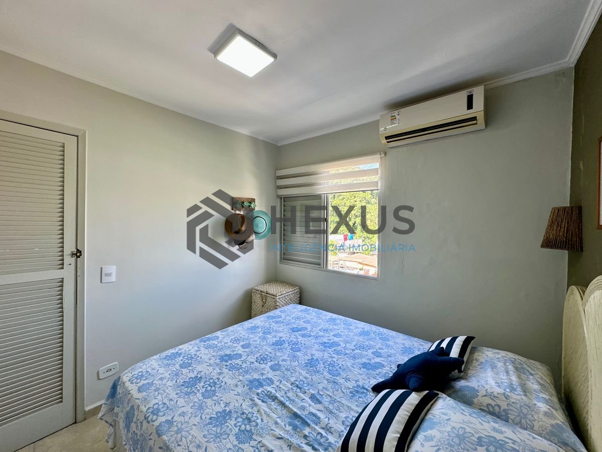 Foto 12 de Apartamento com varanda e lazer na Enseada, Guarujá