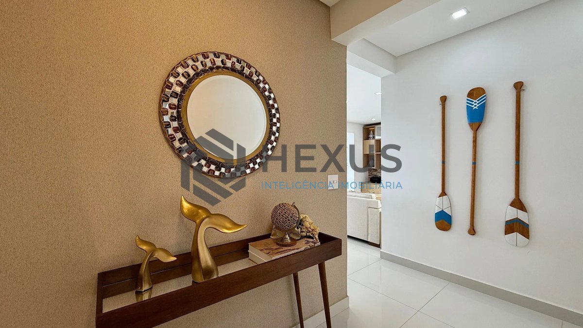 Foto 18 de Apartamento reformado com varanda vista mar e lazer a 300m da praia na Enseada, Guarujá