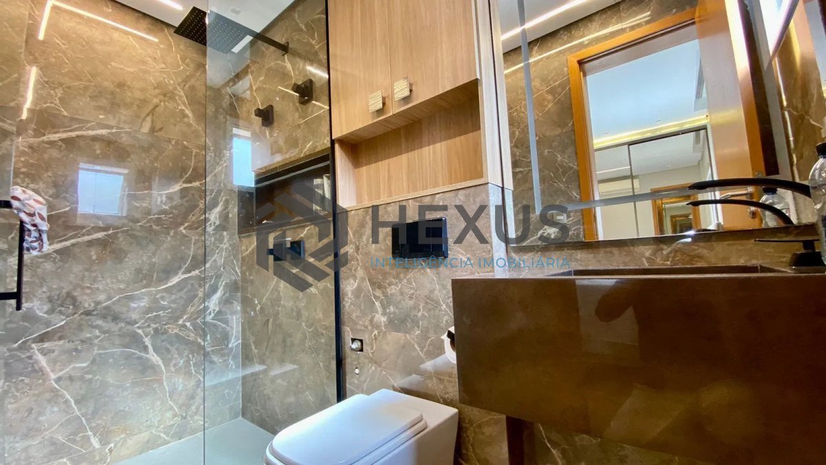 Foto 19 de Apartamento reformado com varanda gourmet e lazer a 150m da praia nas Pitangueiras, Guarujá