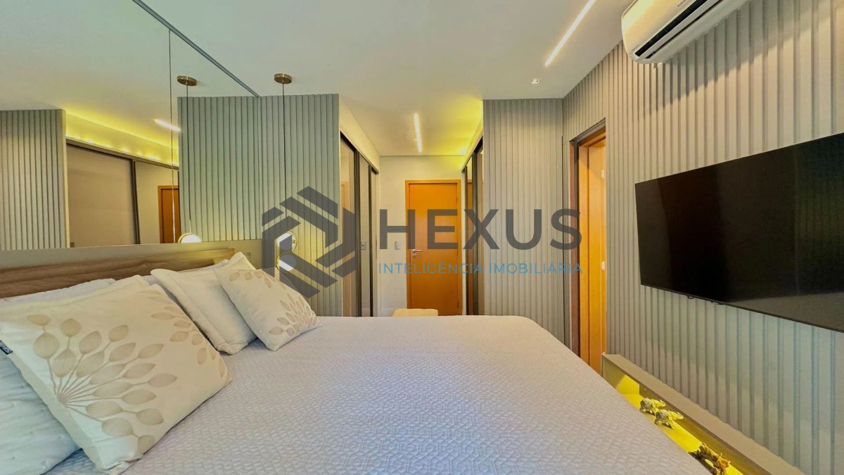 Foto 24 de Apartamento reformado com varanda gourmet e lazer a 150m da praia nas Pitangueiras, Guarujá