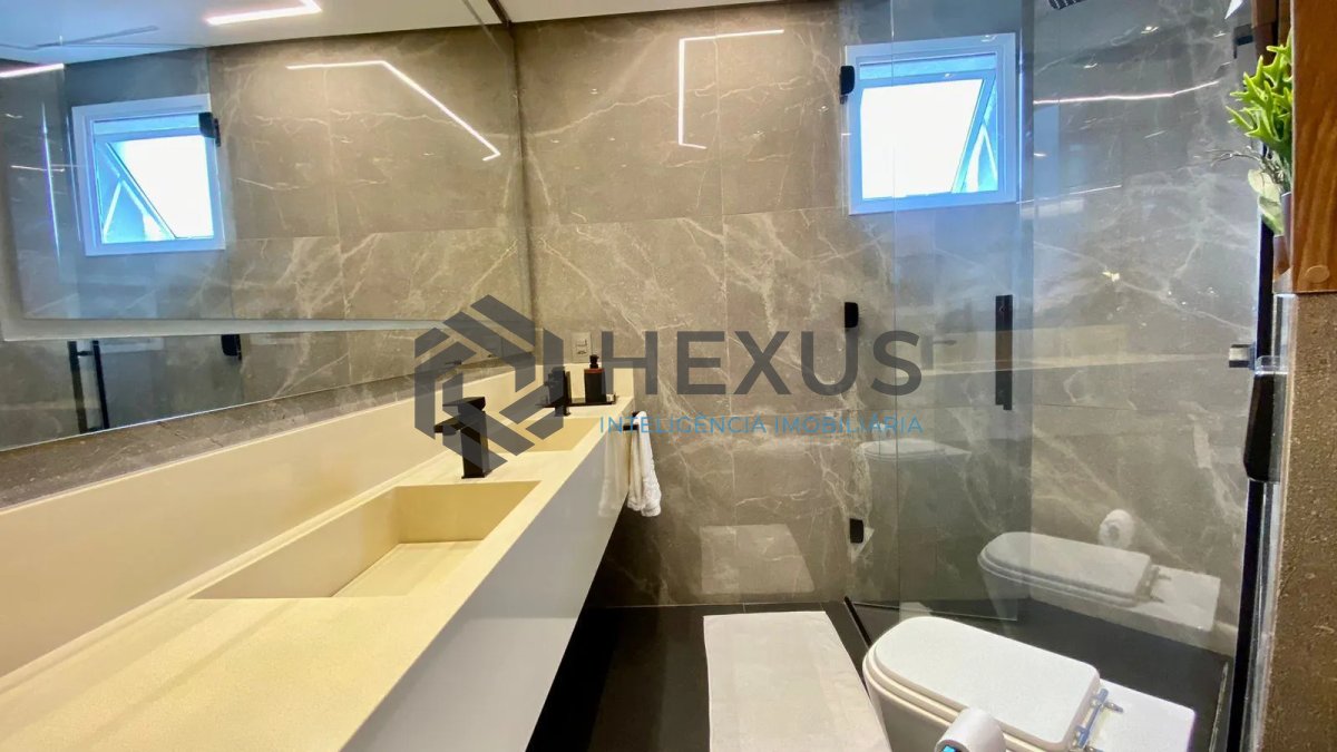Foto 29 de Apartamento reformado com varanda gourmet e lazer a 150m da praia nas Pitangueiras, Guarujá