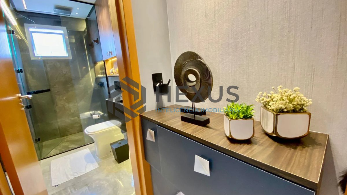 Foto 30 de Apartamento reformado com varanda gourmet e lazer a 150m da praia nas Pitangueiras, Guarujá