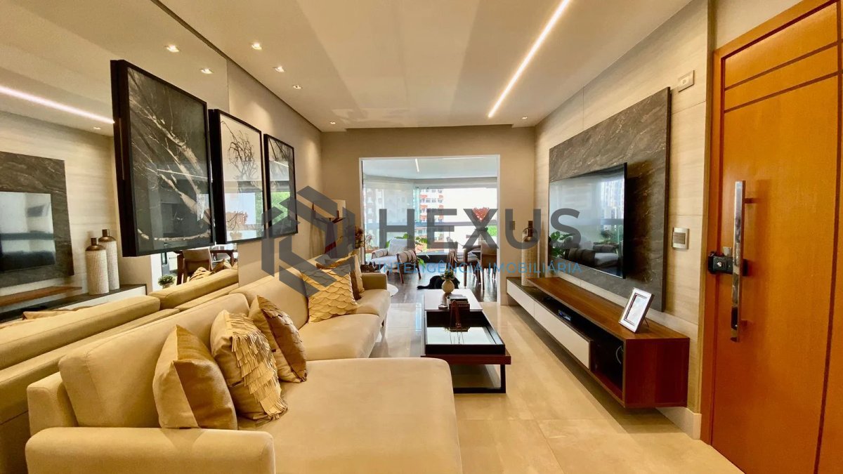 Foto 7 de Apartamento reformado com varanda gourmet e lazer a 150m da praia nas Pitangueiras, Guarujá