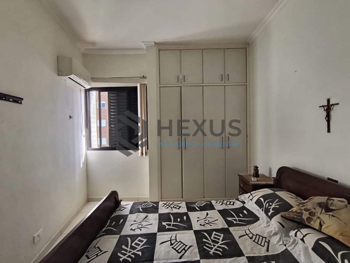 Foto 16 de Apartamento com varanda e lazer na Enseada, Guarujá