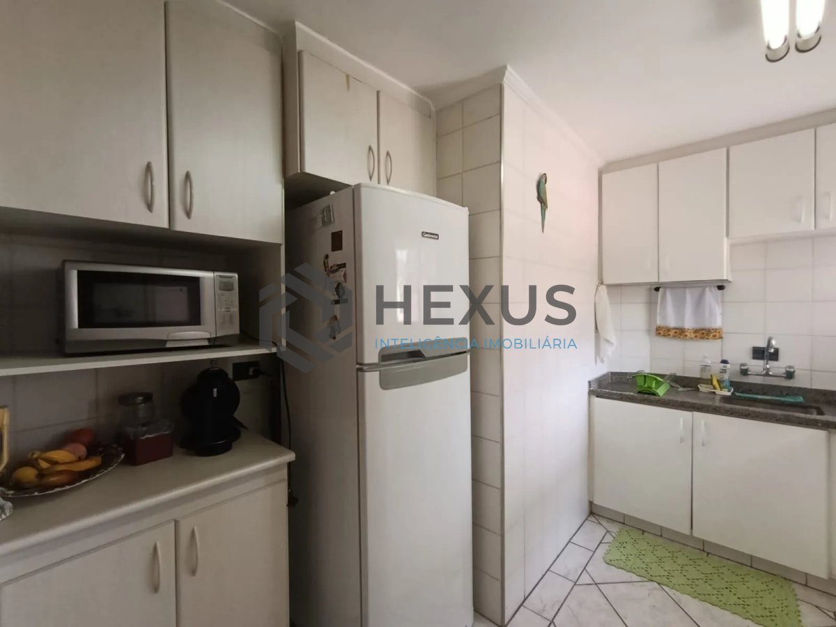 Foto 21 de Apartamento com varanda e lazer na Enseada, Guarujá