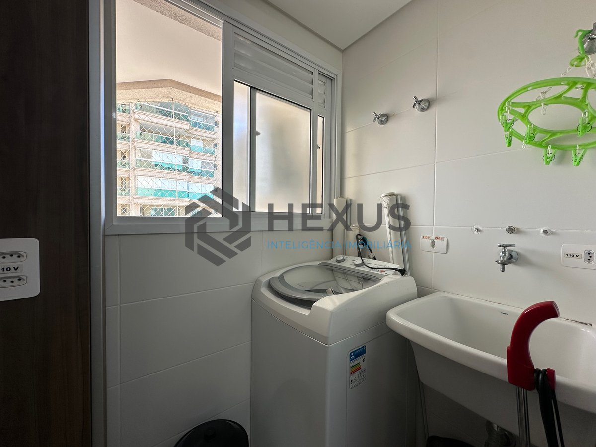 Foto 12 de Apartamento com varanda gourmet vista mar e lazer a 450m da praia na Enseada, Guarujá