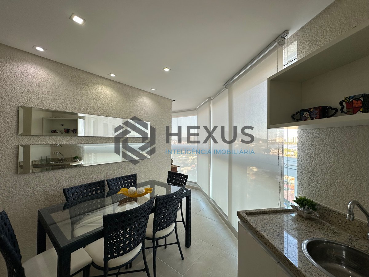Foto 24 de Apartamento reformado com varanda gourmet vista mar e lazer a 450m da praia na Enseada, Guarujá