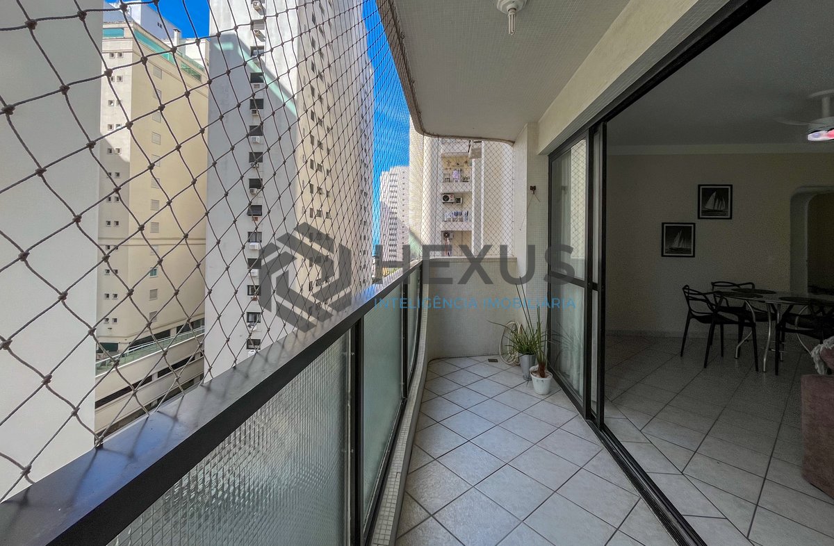 Foto 8 de Apartamento com varanda, lazer e 2 vagas à venda, Barra Funda, Guarujá, SP