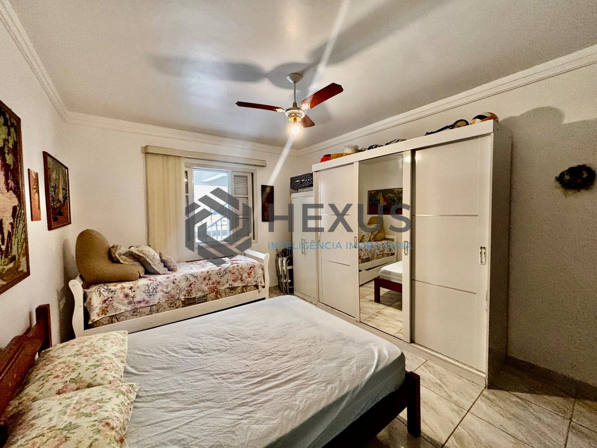 Foto 15 de Apartamento com varanda e lazer a 100m da praia no Tombo, Guarujá