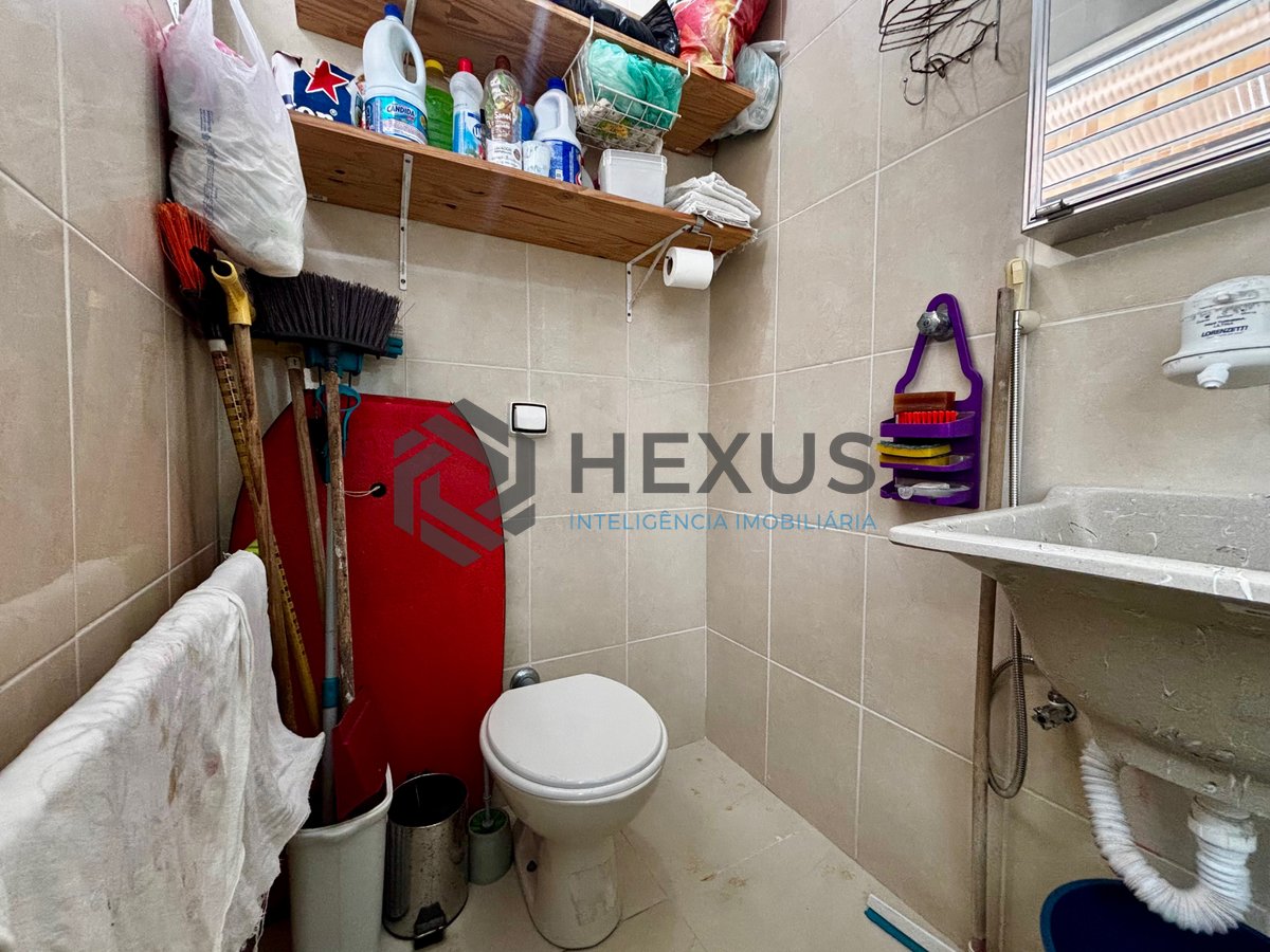 Foto 22 de Apartamento com varanda e lazer a 100m da praia no Tombo, Guarujá