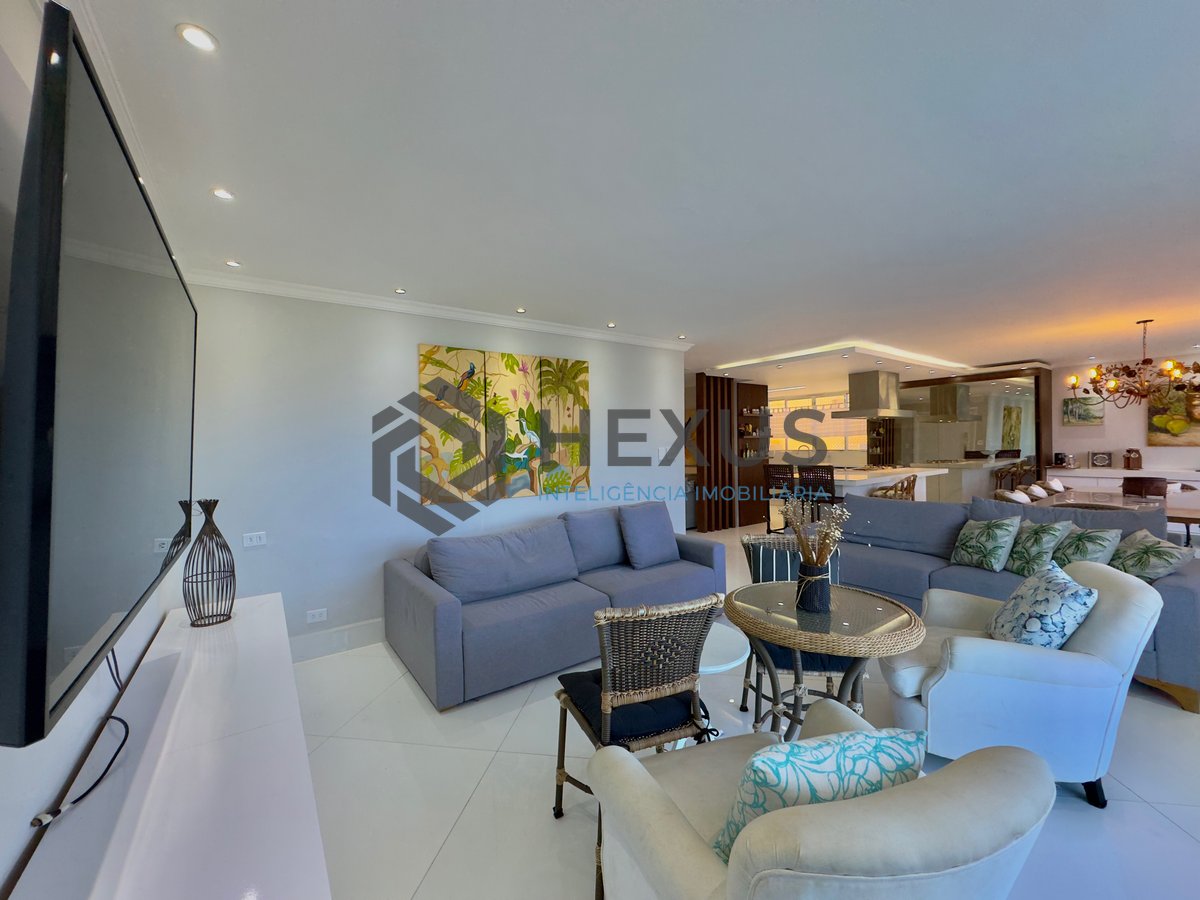 Foto 9 de Apartamento reformado frente mar com varanda vista mar e lazer nas Pitangueiras, Guarujá