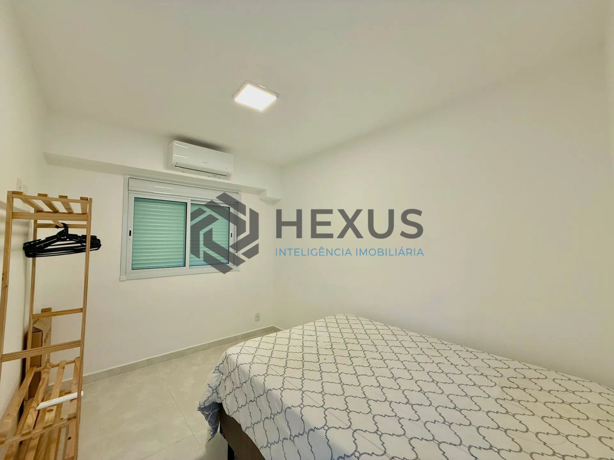 Foto 17 de Apartamento reformado com varanda gourmet e lazer a 100m da praia no Jardim Astúrias, Guarujá