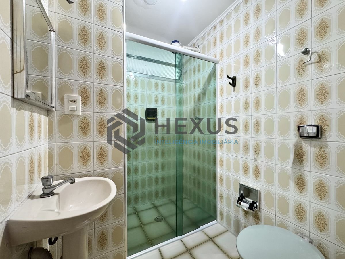 Foto 12 de Apartamento a 160m da praia na região da Vila Alzira no Jardim Astúrias, Guarujá