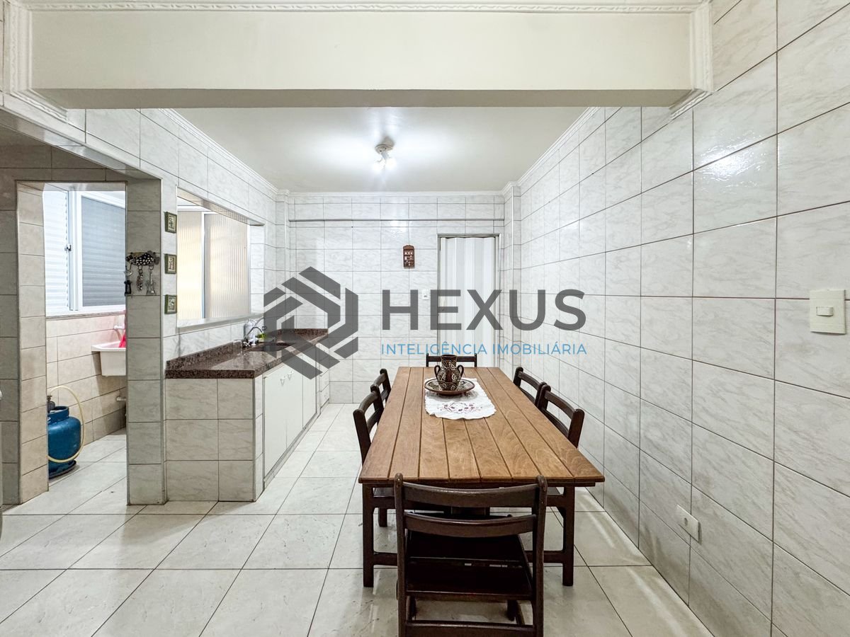 Foto 15 de Apartamento a 160m da praia na região da Vila Alzira no Jardim Astúrias, Guarujá