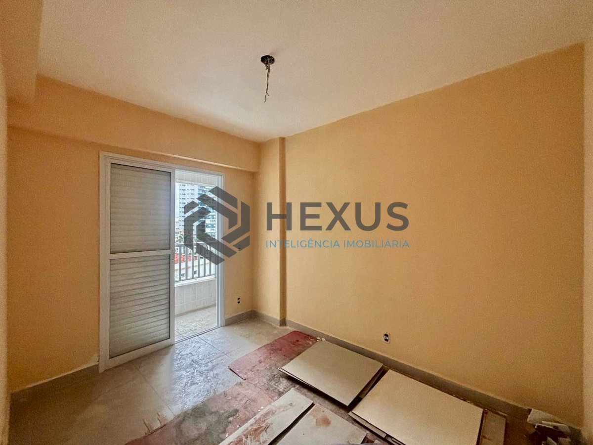 Foto 18 de Apartamento reformado com varanda gourmet vista mar com lazer a 1 quadra da praia no Jardim Astúrias à venda, Guarujá-SP.