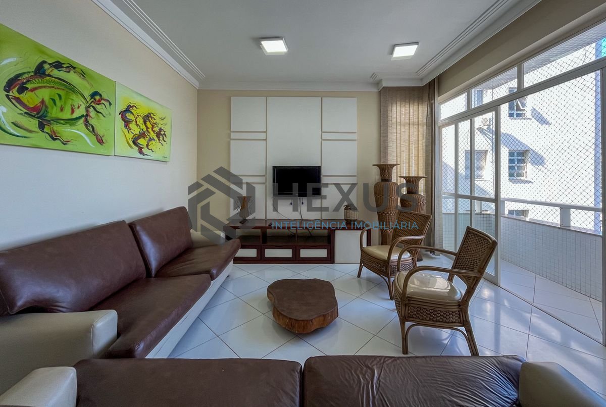 Foto 6 de Apartamento reformado frente mar com varanda vista mar nas Pitangueiras, Guarujá
