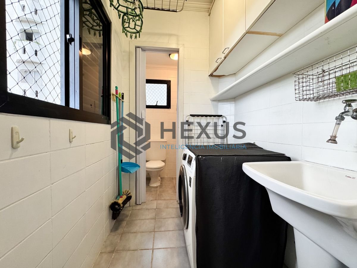 Foto 25 de Apartamento reformado com varanda e lazer no Jardim Astúrias, Guarujá