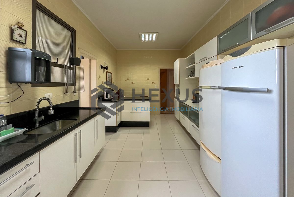 Foto 39 de Apartamento com varanda e lazer na Enseada, Guarujá