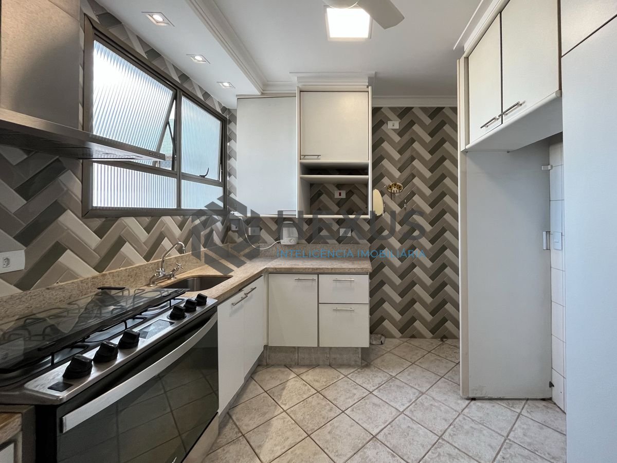 Foto 47 de Apartamento com varanda vista mar e lazer na região do Região dos Hotéis na Enseada, Guarujá