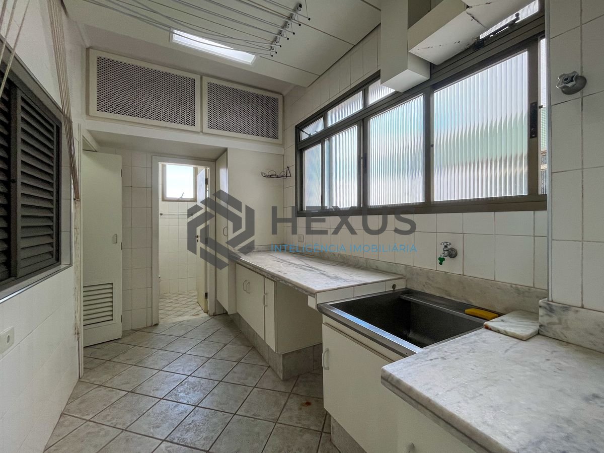 Foto 51 de Apartamento com varanda vista mar e lazer na região do Região dos Hotéis na Enseada, Guarujá