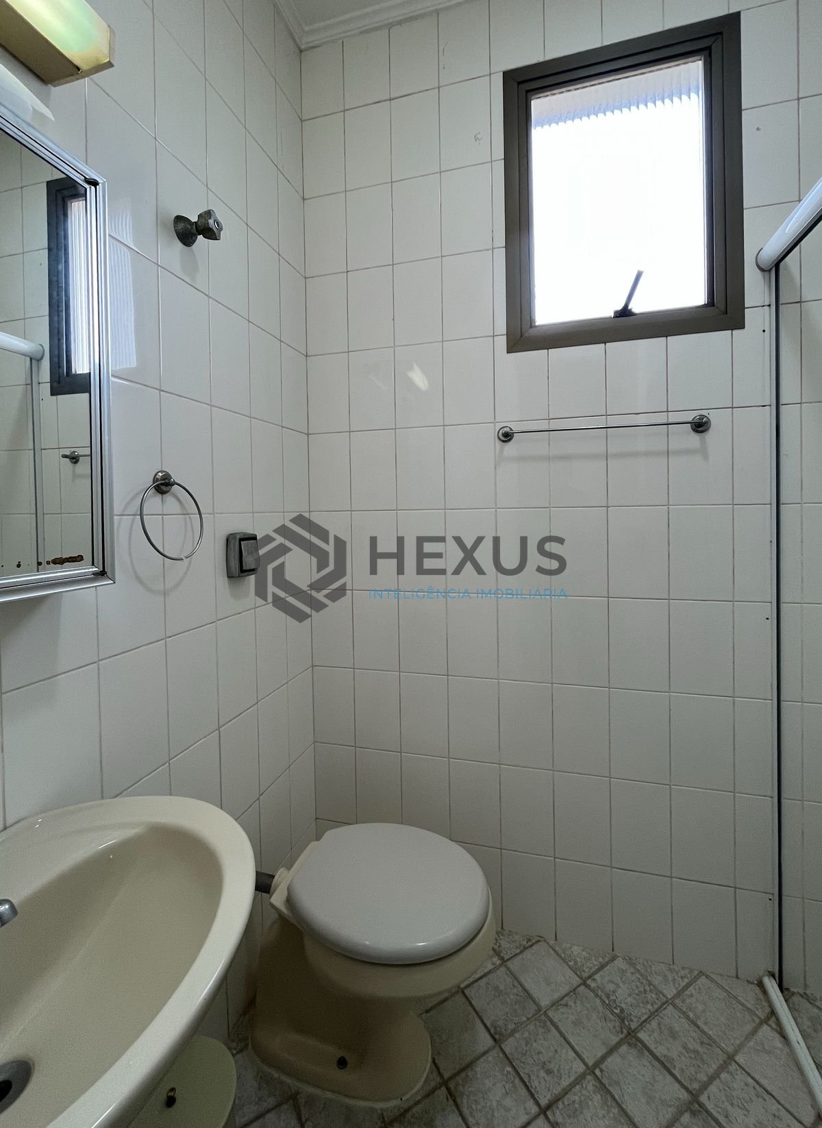 Foto 54 de Apartamento com varanda vista mar e lazer na região do Região dos Hotéis na Enseada, Guarujá