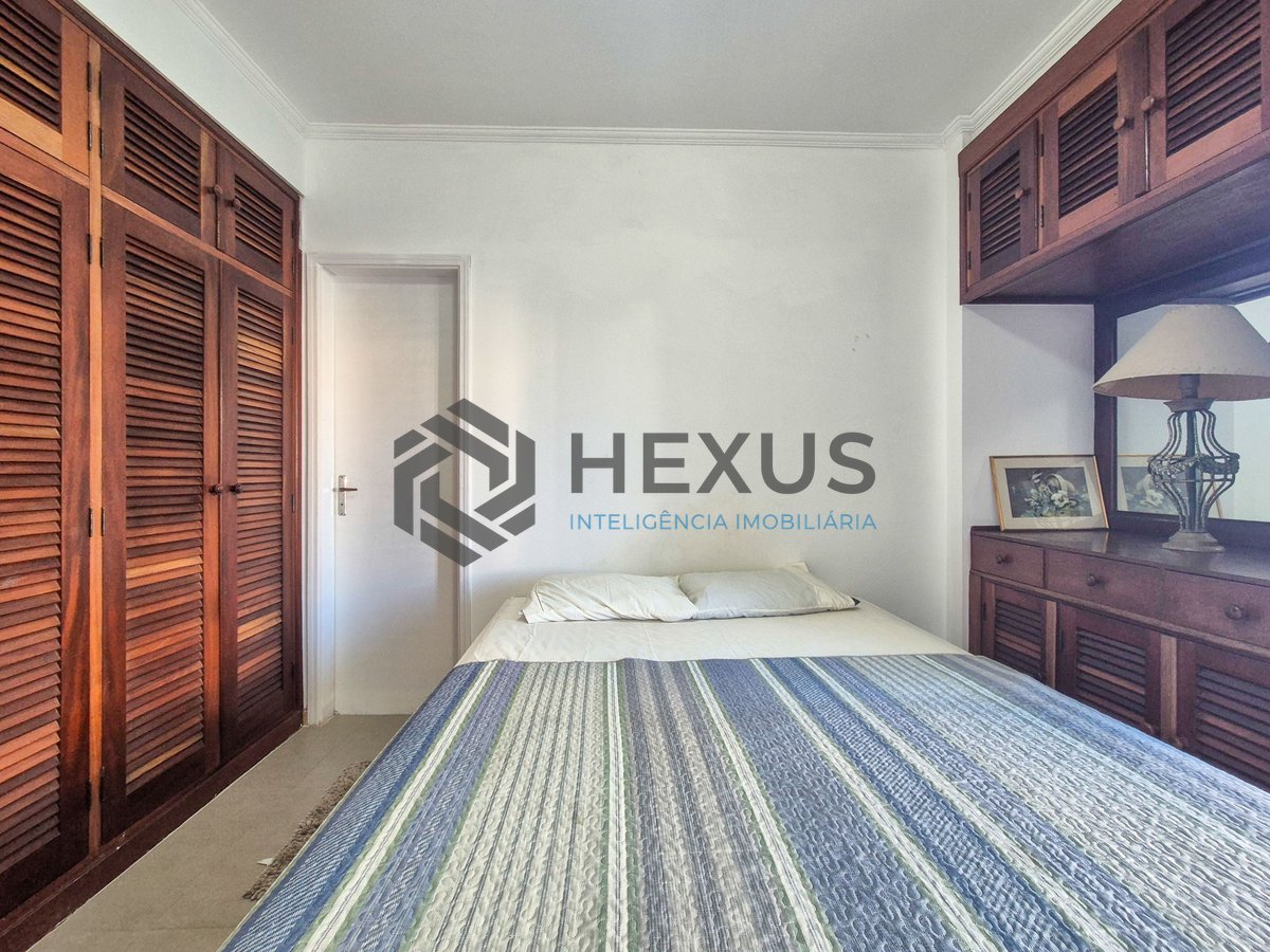 Foto 15 de Apartamento com varanda e lazer nas Pitangueiras, Guarujá
