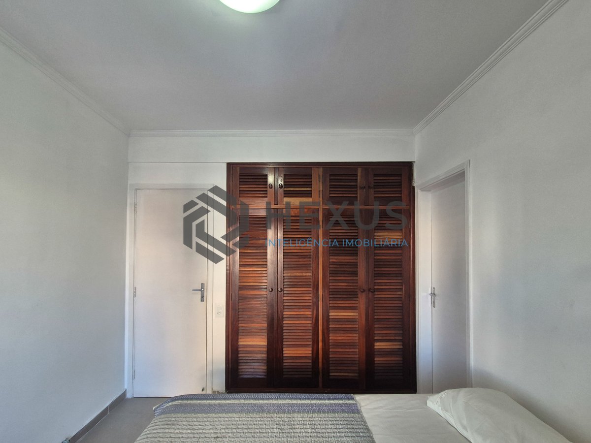 Foto 16 de Apartamento com varanda e lazer nas Pitangueiras, Guarujá