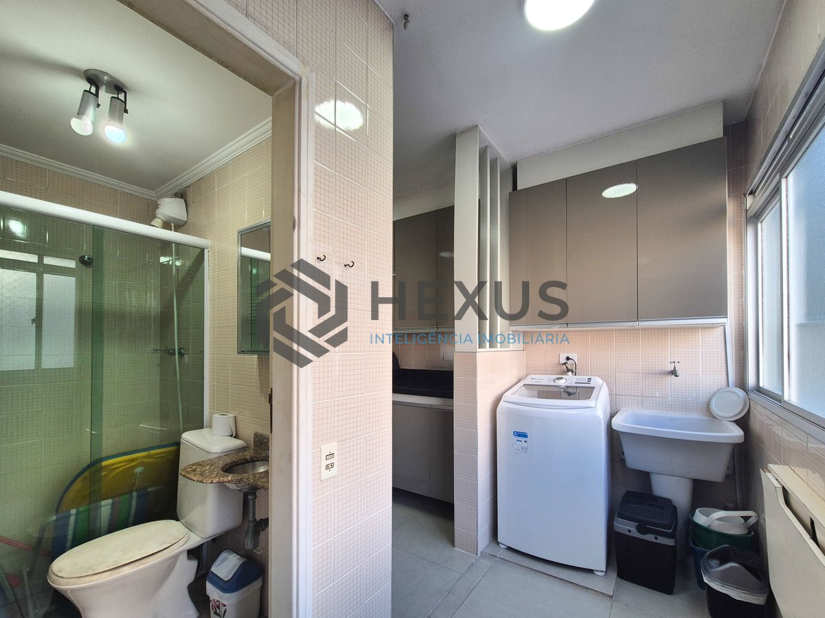 Foto 27 de Apartamento com varanda e lazer nas Pitangueiras, Guarujá