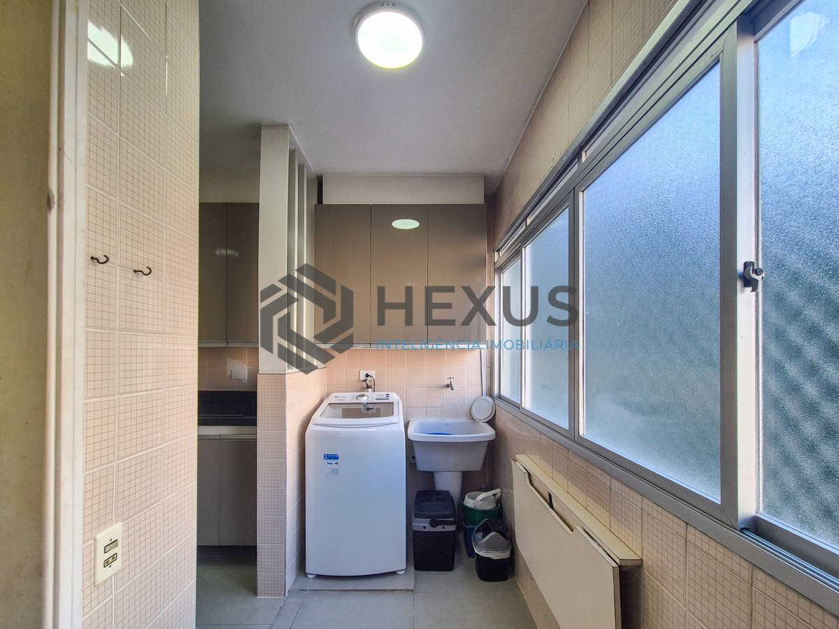 Foto 28 de Apartamento com varanda e lazer nas Pitangueiras, Guarujá