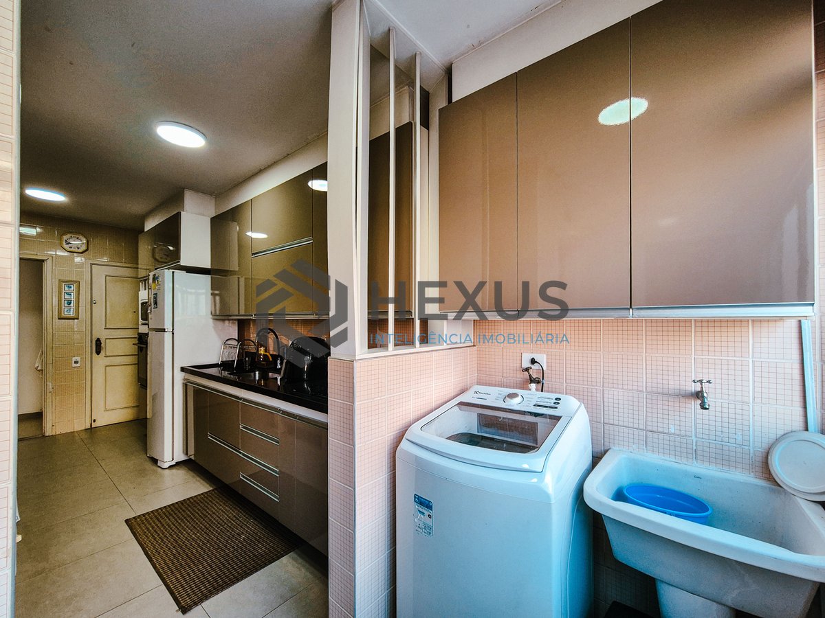 Foto 31 de Apartamento com varanda e lazer nas Pitangueiras, Guarujá