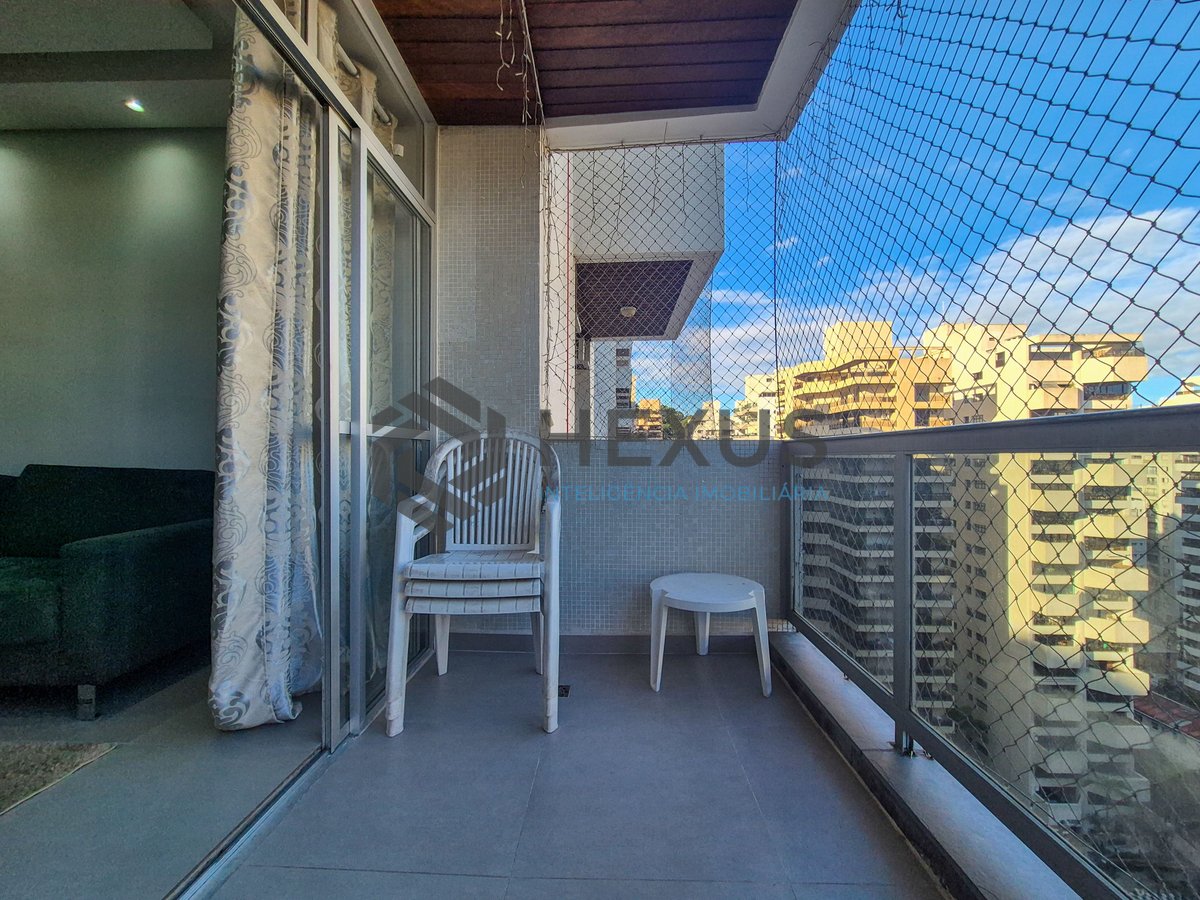 Foto 9 de Apartamento com varanda e lazer nas Pitangueiras, Guarujá