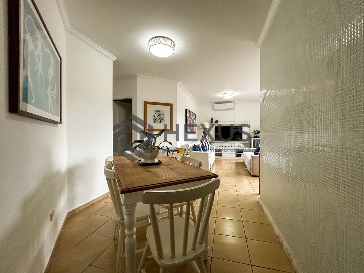 Foto 35 de Apartamento com varanda a 300m da praia na Enseada, Guarujá