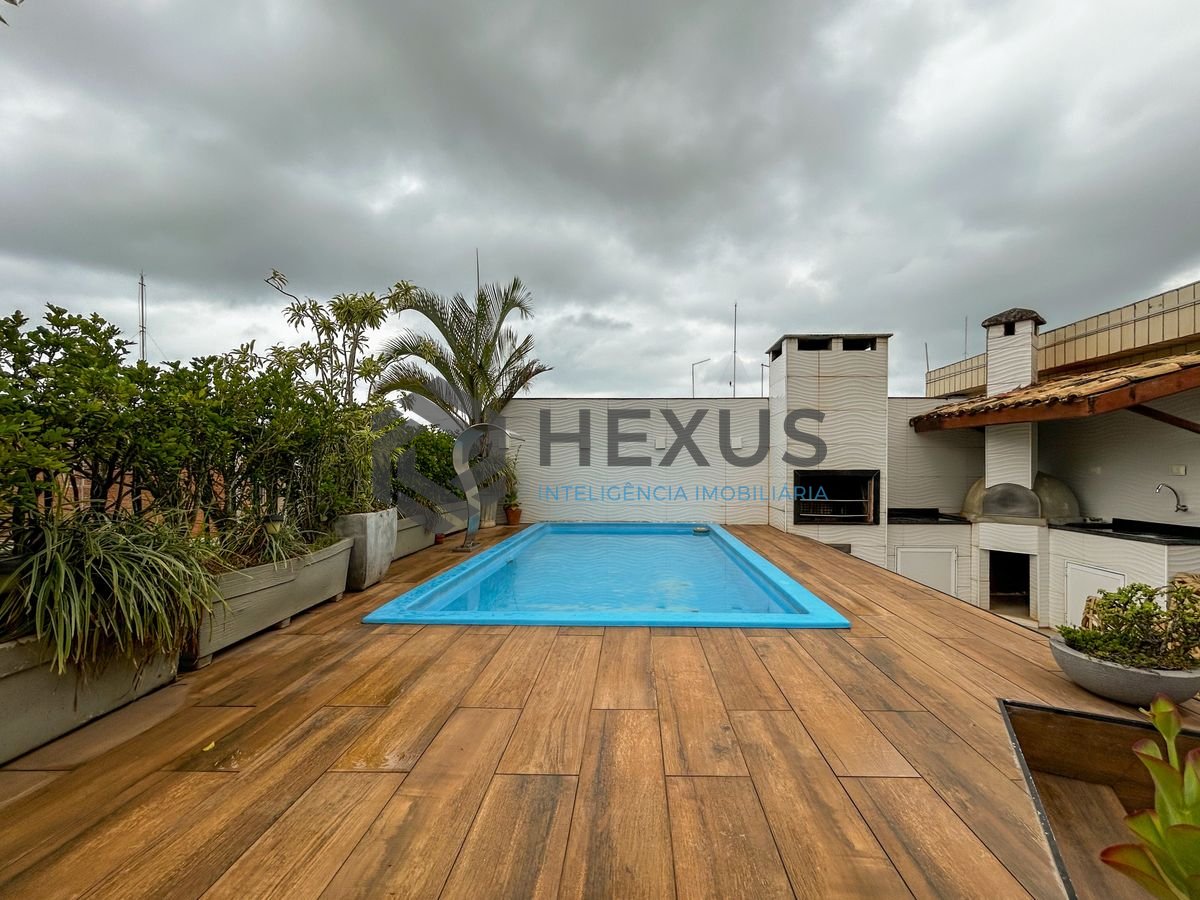 Foto 7 de Apartamento com varanda a 300m da praia na Enseada, Guarujá