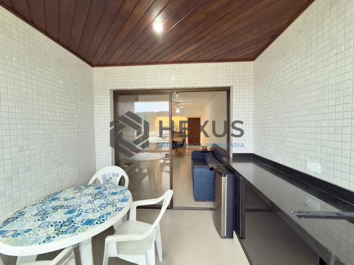 Foto 8 de Apartamento reformado com varanda vista mar e lazer a 300m da praia na Enseada, Guarujá