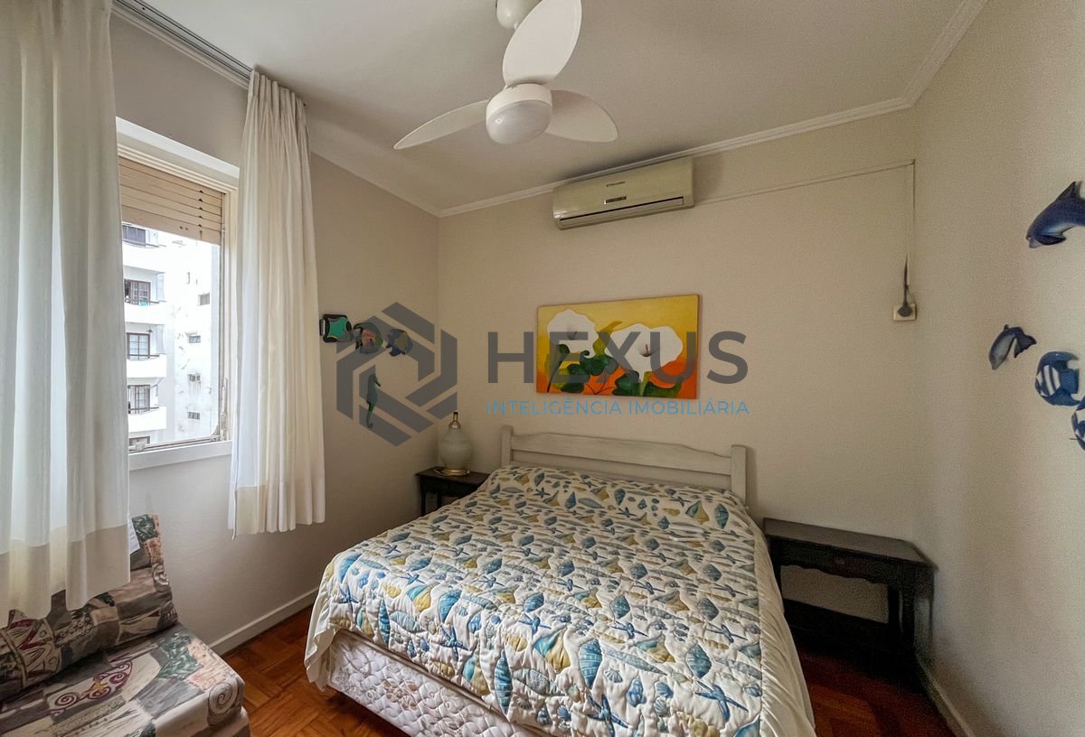 Foto 17 de Apartamento com varanda vista mar na beira mar nas Pitangueiras, Guarujá