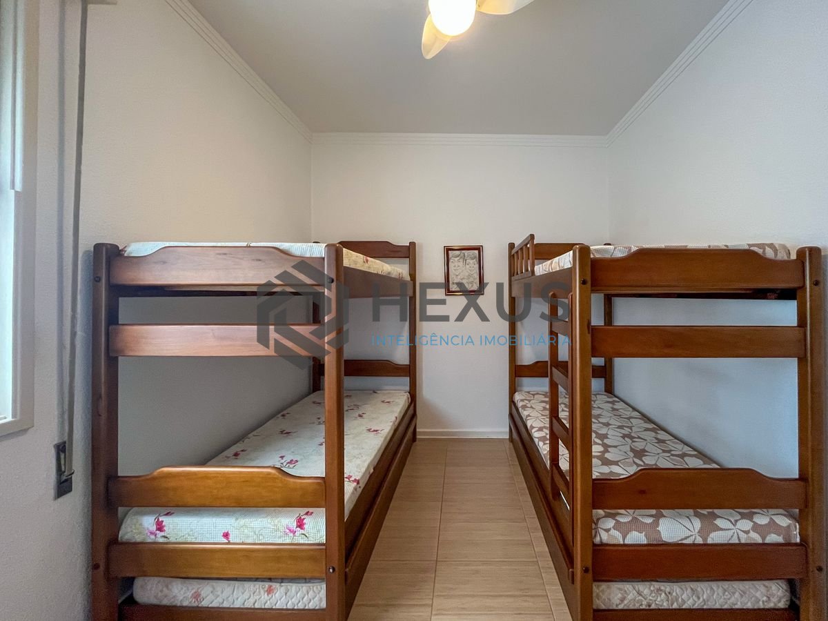 Foto 24 de Apartamento reformado frente mar com varanda vista mar nas Pitangueiras, Guarujá