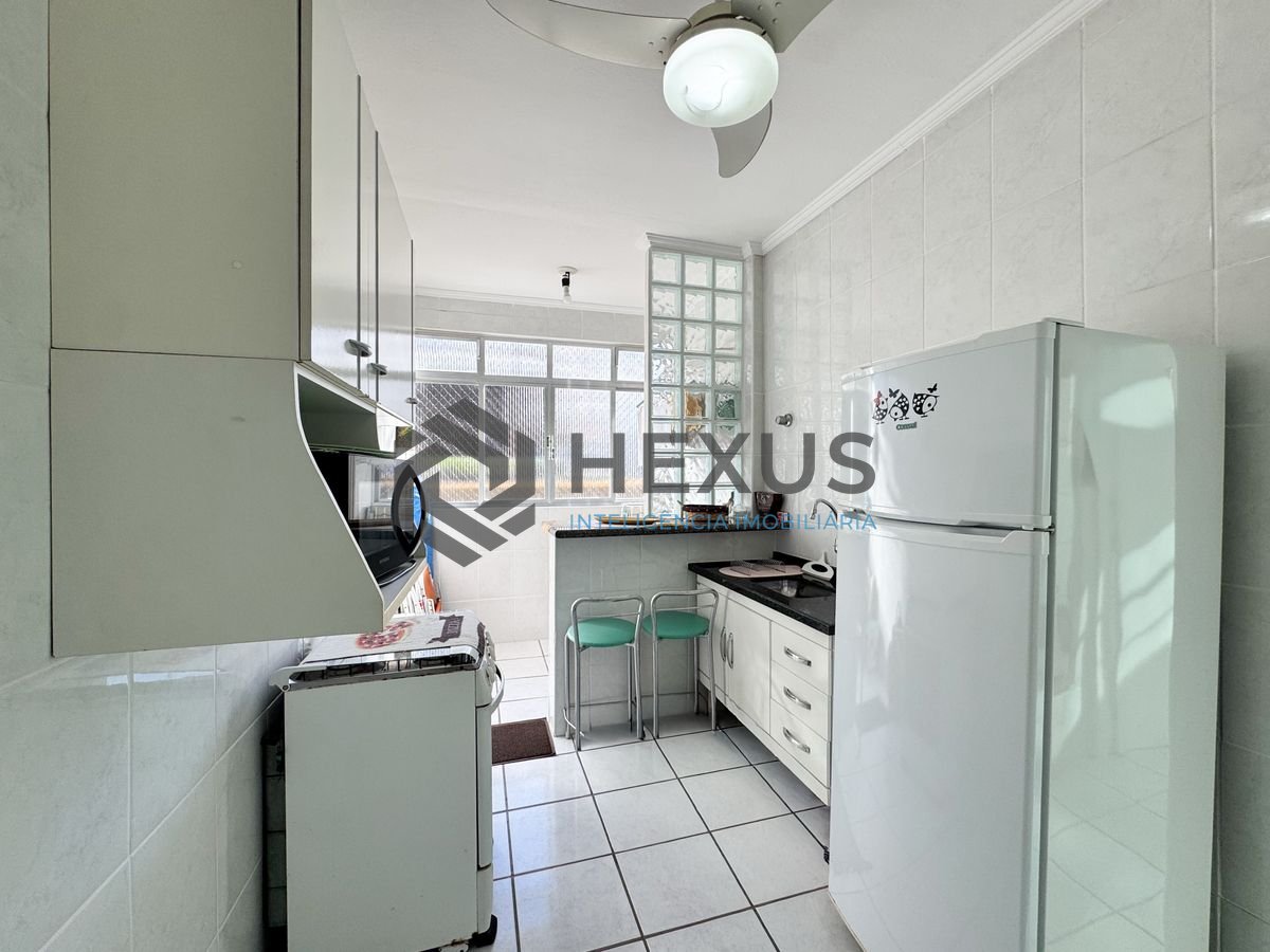 Foto 11 de Apartamento a 160m da praia no Jardim Astúrias, Guarujá